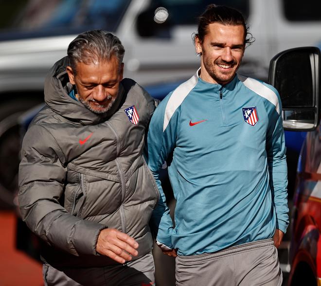 Kaiyun中国大陆官方登录冲刺阶段体能课后，马德里竞技外线爆发备战NBA常规赛，话题不断，赛程密集仍需轮换的简单介绍